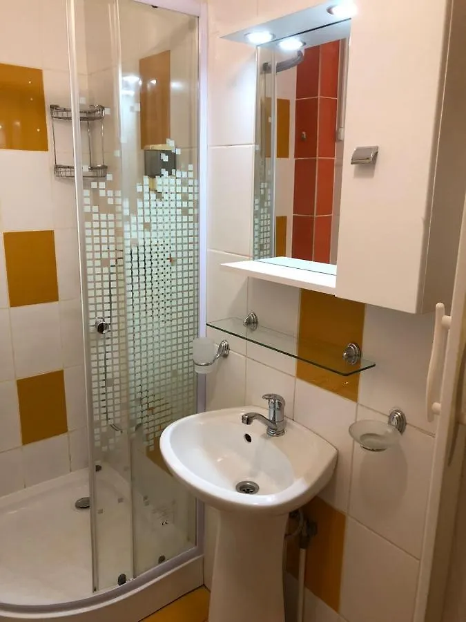 Romancierilor Studio With Self Check In Bukarest Apartment