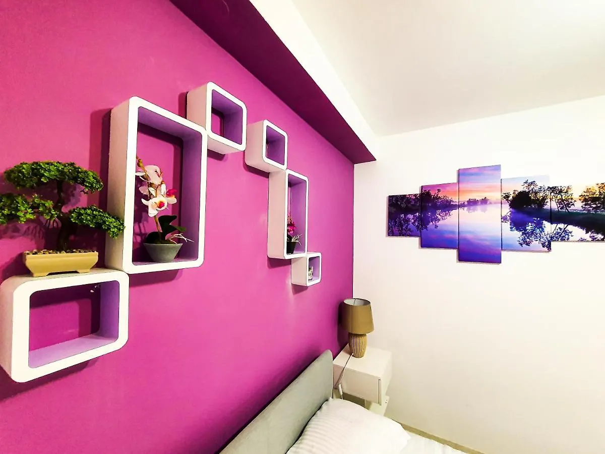 Apartment Romancierilor Studio With Self Check In Bukarest